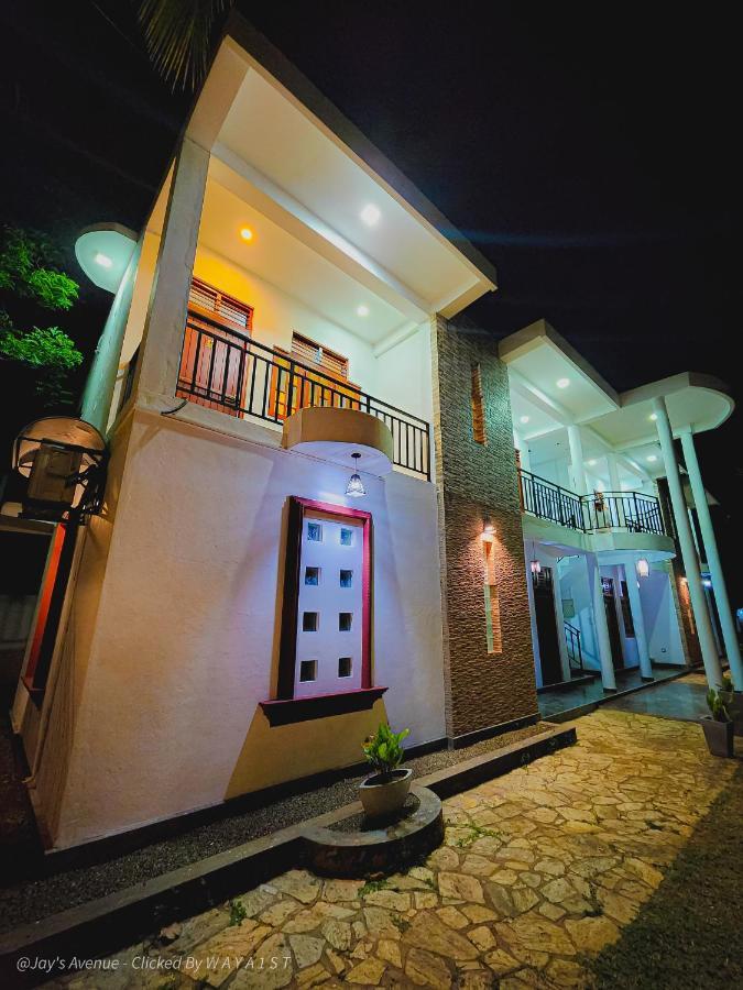 Jay'S Avenue 호텔 우다왈라웨 외부 사진
